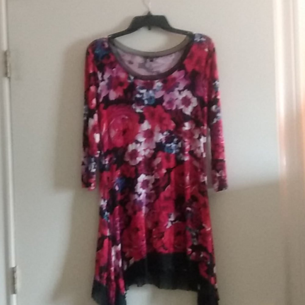 Dress - Picture 2 of 4
